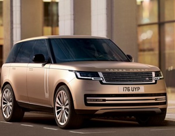 Double Success for Land Rover at the 2022 Auto Express New Car Awards