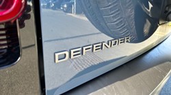2022 (71) LAND ROVER DEFENDER 3.0 D250 X-Dynamic S 110 5dr Auto 3104025