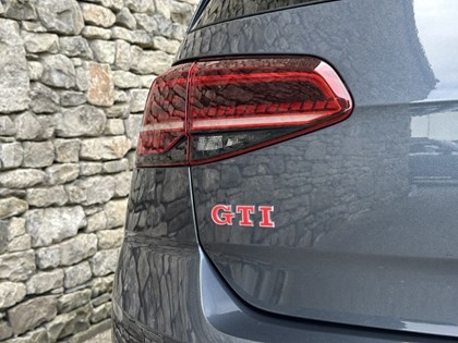 2019 (69) VOLKSWAGEN GOLF 2.0 TSI 245 GTI Performance 5dr DSG