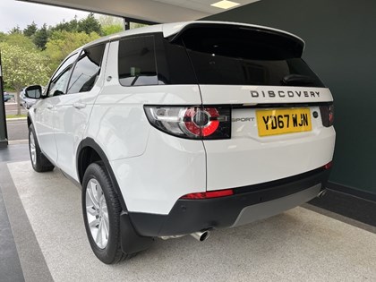 2017 (67) LAND ROVER DISCOVERY SPORT 2.0 TD4 180 SE Tech 5dr