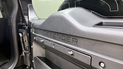 2021 (21) LAND ROVER DEFENDER 3.0 D300 X-Dynamic HSE 110 5dr Auto 3048691