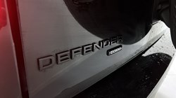 2021 (21) LAND ROVER DEFENDER 3.0 D300 X-Dynamic HSE 110 5dr Auto 3048693